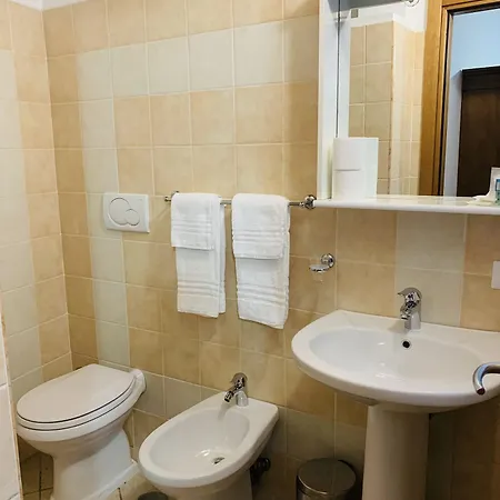 Al Casale Del Veio Hotel 2*