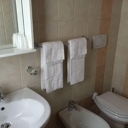 Al Casale Del Veio Hotel Rom