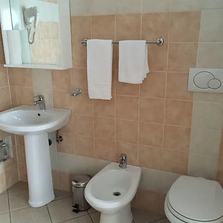 Al Casale Del Veio Hotel