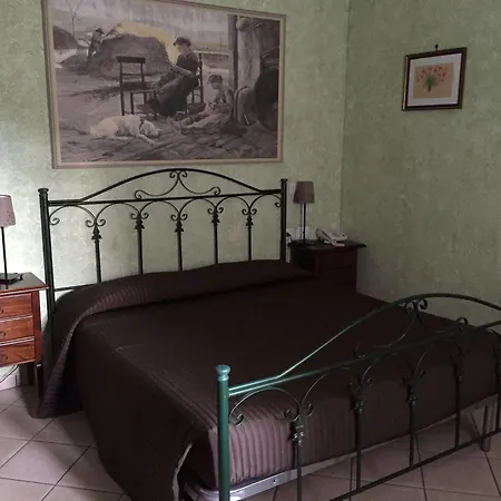 Al Casale Del Veio Отель 2*